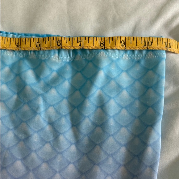 NEW Mermaid Tail Swim, Costume or Fun Photo Shoot - Picture 5 of 13